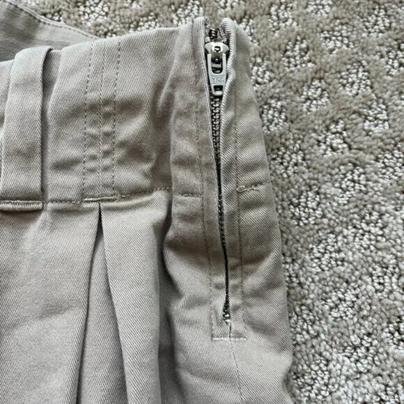 Aritzia Sunday Best Jump Rope Skort Pleated Micro Mini Fluent Taupe Low Rise 2 - Picture 3 of 4